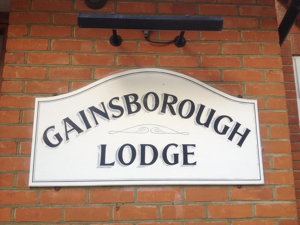 Gainsborough Lodge Horley Ngoại thất bức ảnh